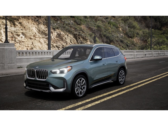 2026 BMW X1 28i's photo