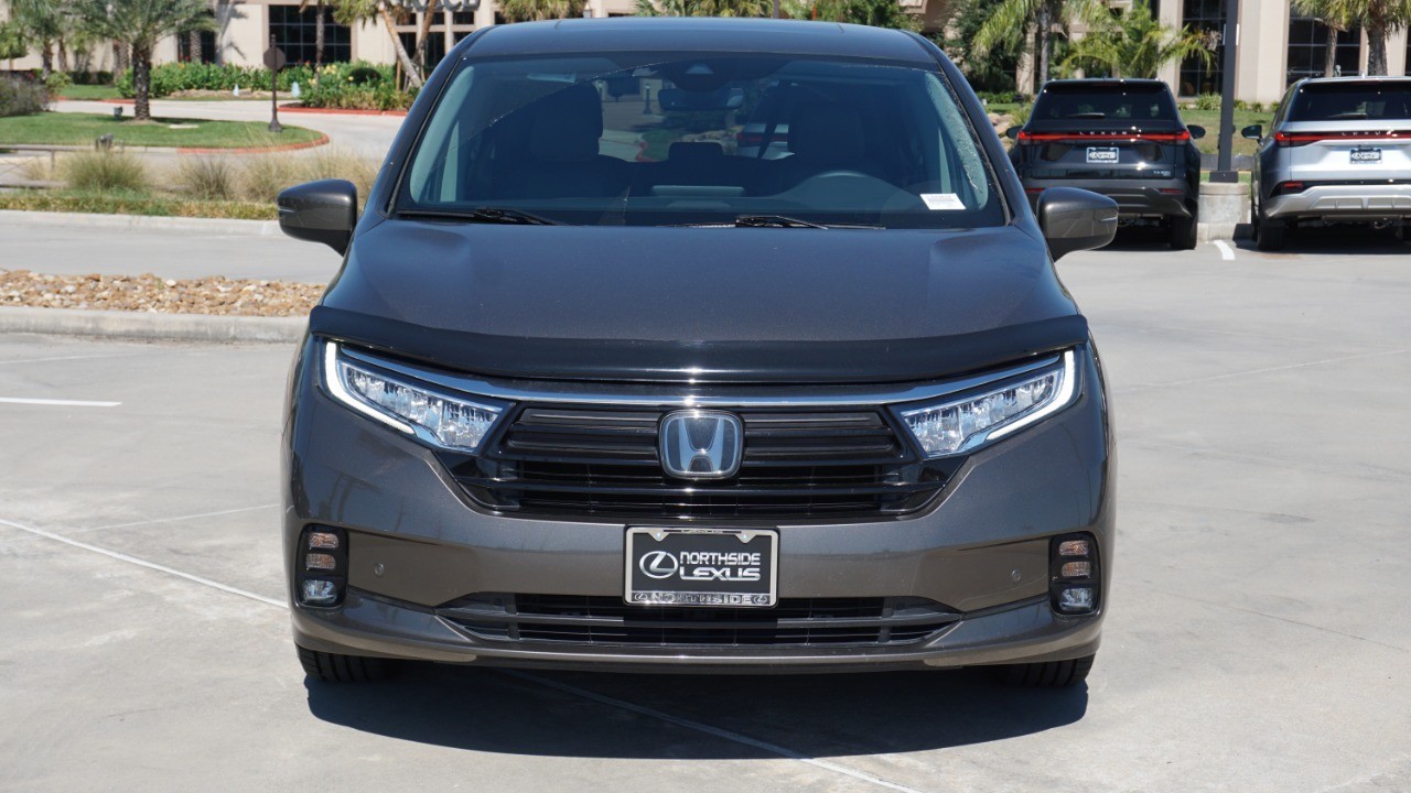 2022 Honda Odyssey Touring photo 2
