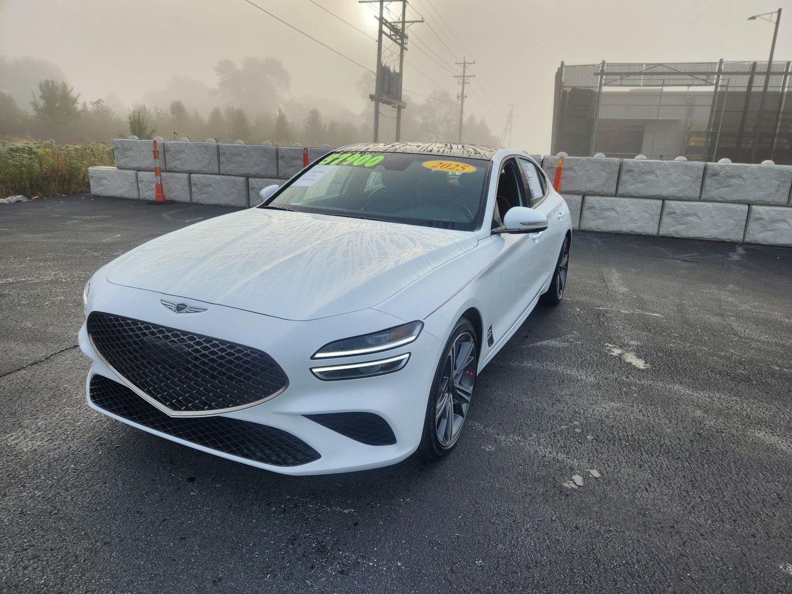 2025 Genesis G70 2.5T Sport Prestige photo 2