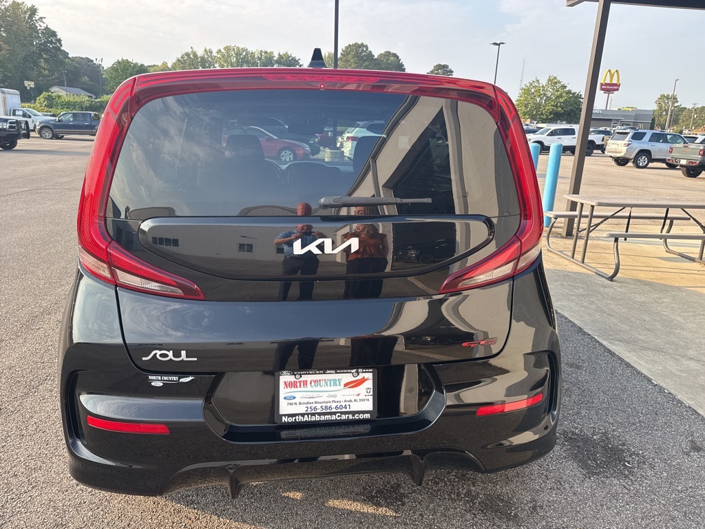 2022 Kia Soul GT-Line photo 4