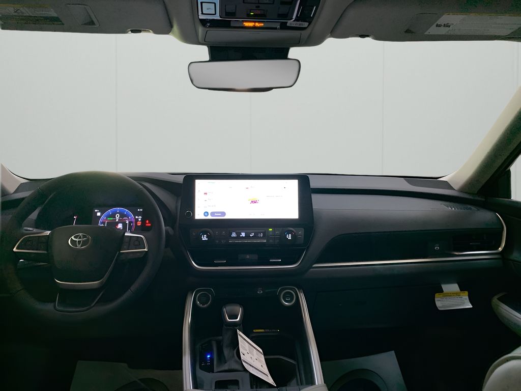 2025 Toyota Grand Highlander XLE photo 11