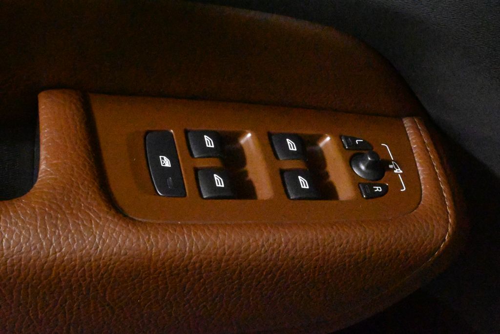 2018 Volvo XC60 T5 Momentum photo 29