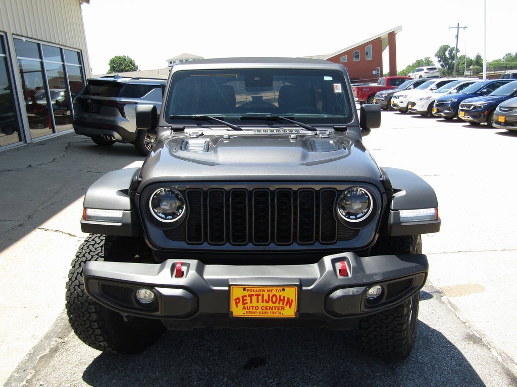 2024 Jeep Wrangler Rubicon photo 8