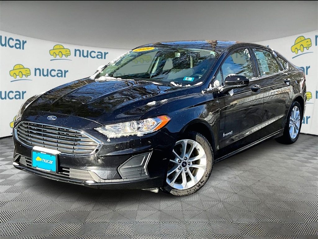2019 Ford Fusion Hybrid SE photo 3