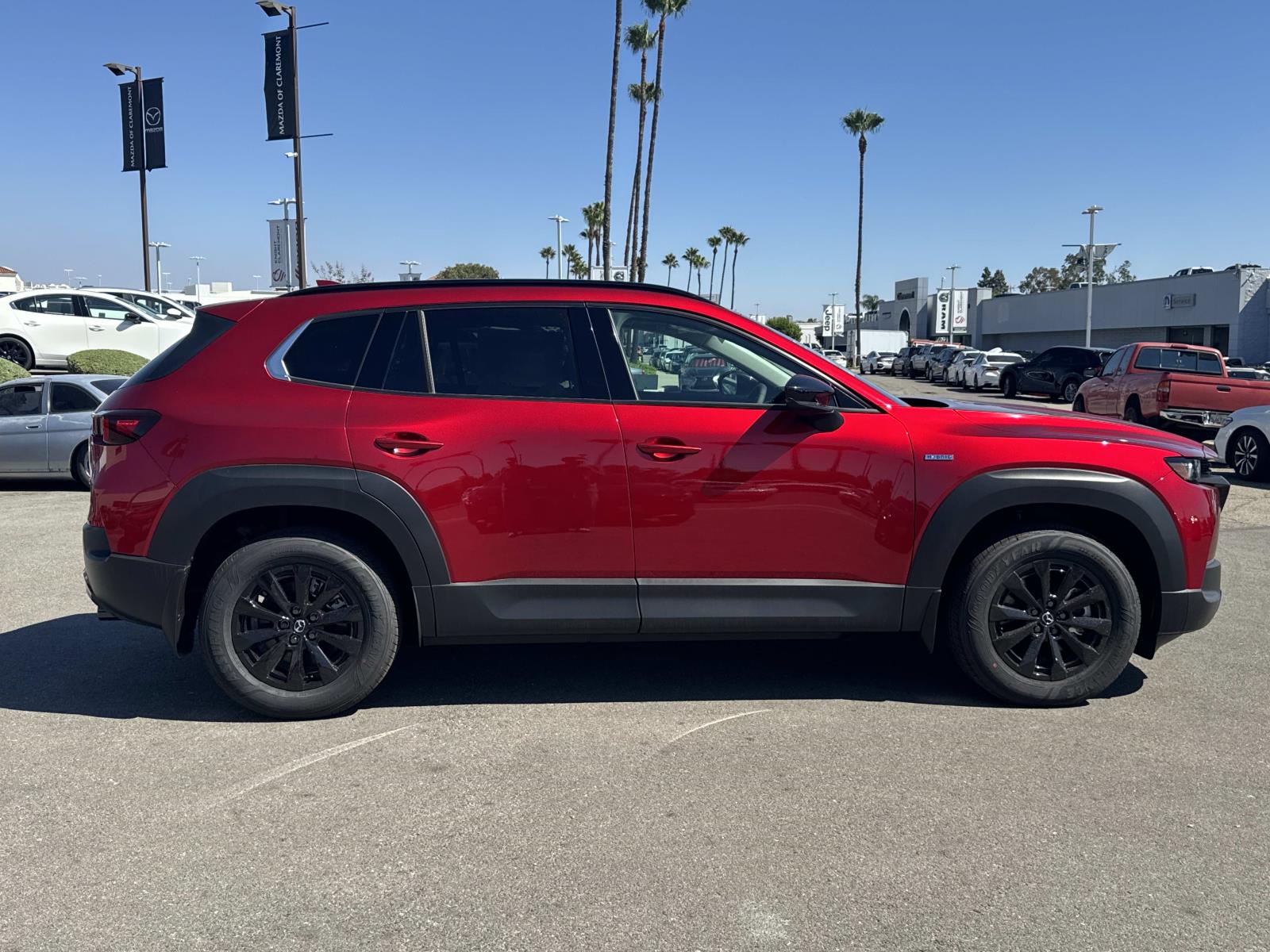2025 Mazda CX-50 Premium photo 3