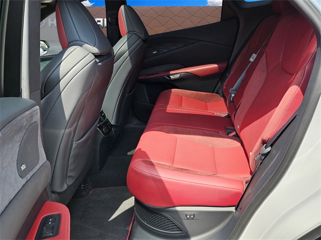 2023 Lexus RX 500h F SPORT Performance photo 6