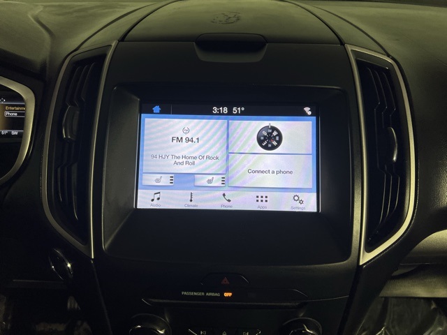 2018 Ford Edge SEL photo 11