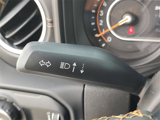 2024 Jeep Wrangler Sahara photo 22