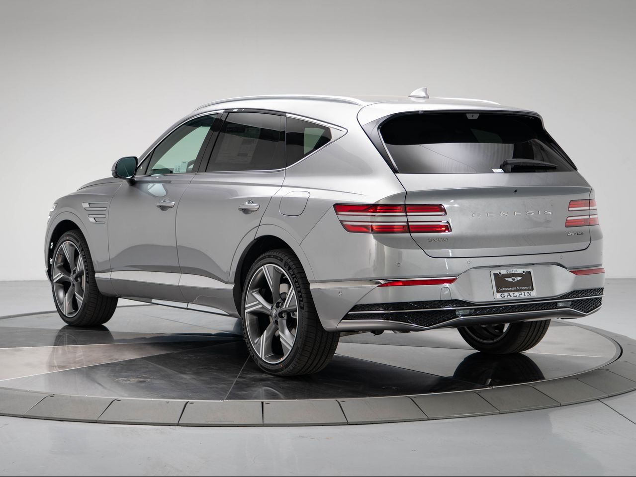 2025 Genesis GV80 3.5T Prestige AWD photo 3