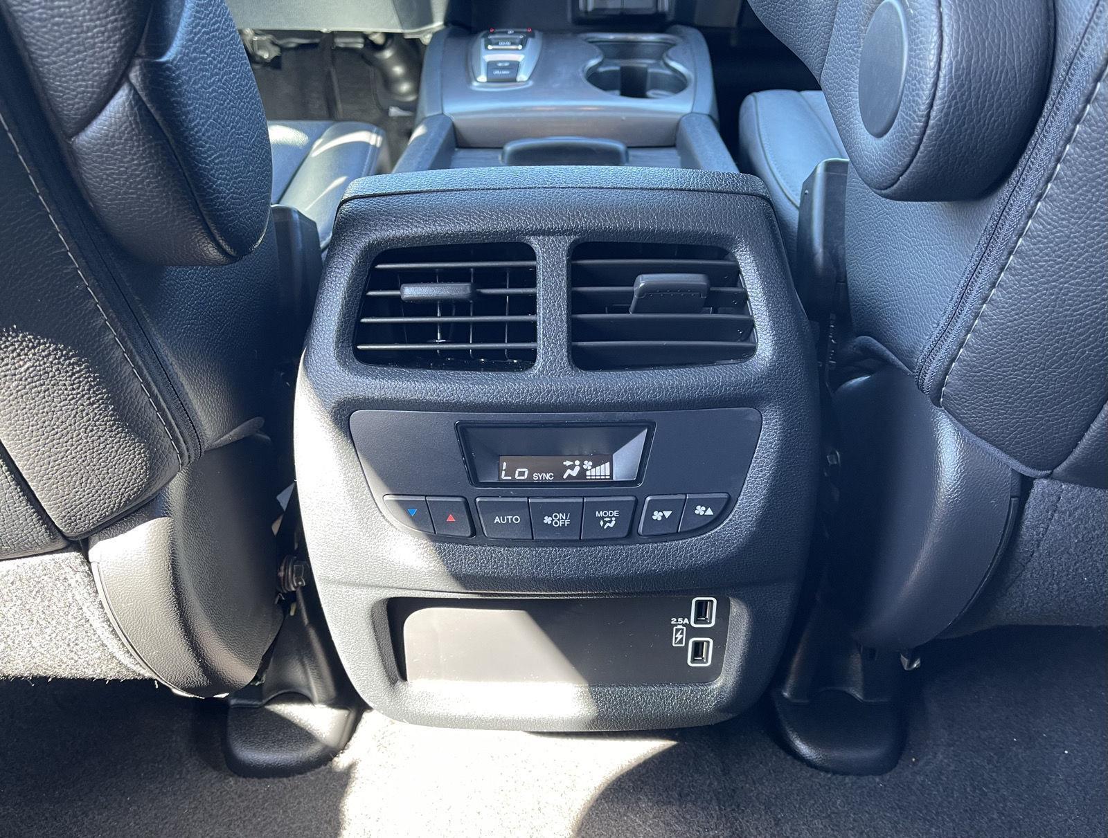 2022 Honda Pilot Special Edition photo 14