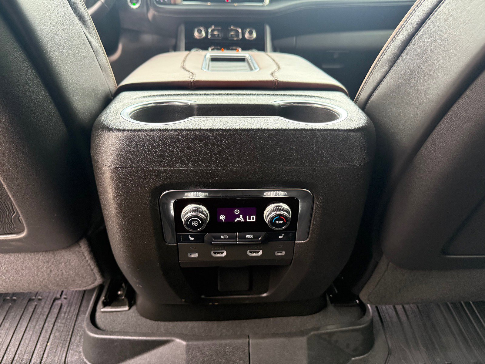 2023 Gmc Yukon Denali Ultimate photo 16