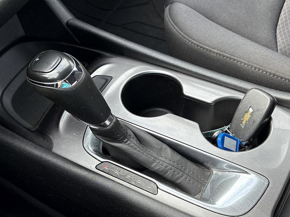 2020 Chevrolet Malibu photo 24
