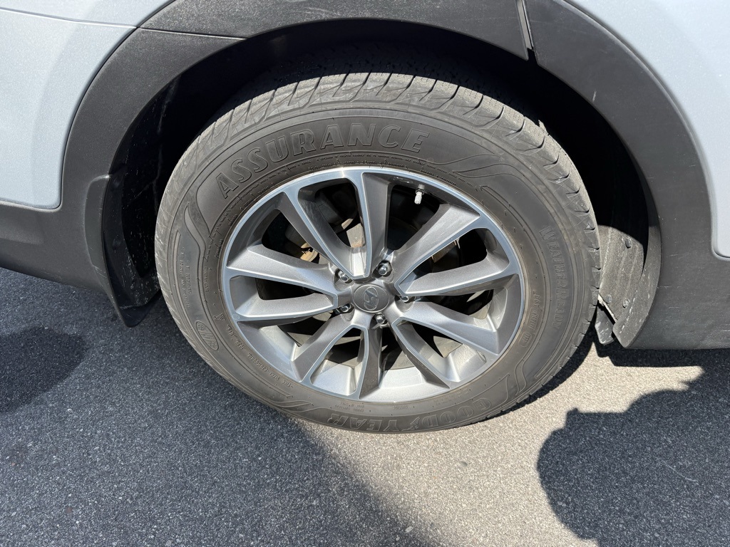 2017 Hyundai Santa Fe Limited photo 7