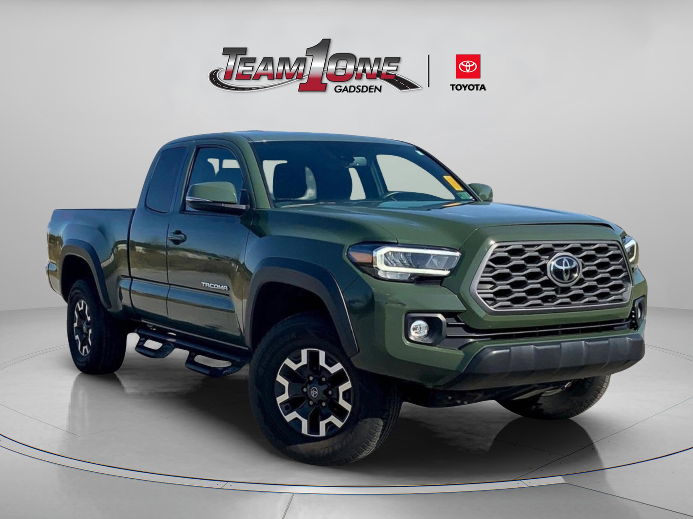 2022 Toyota Tacoma TRD Off Road's photo
