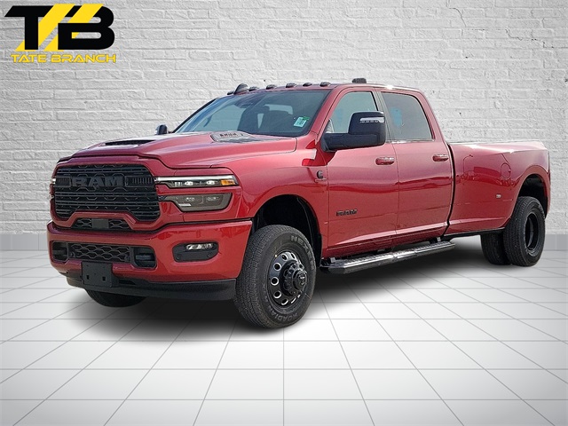 2026 RAM Ram 3500 Pickup Laramie's photo