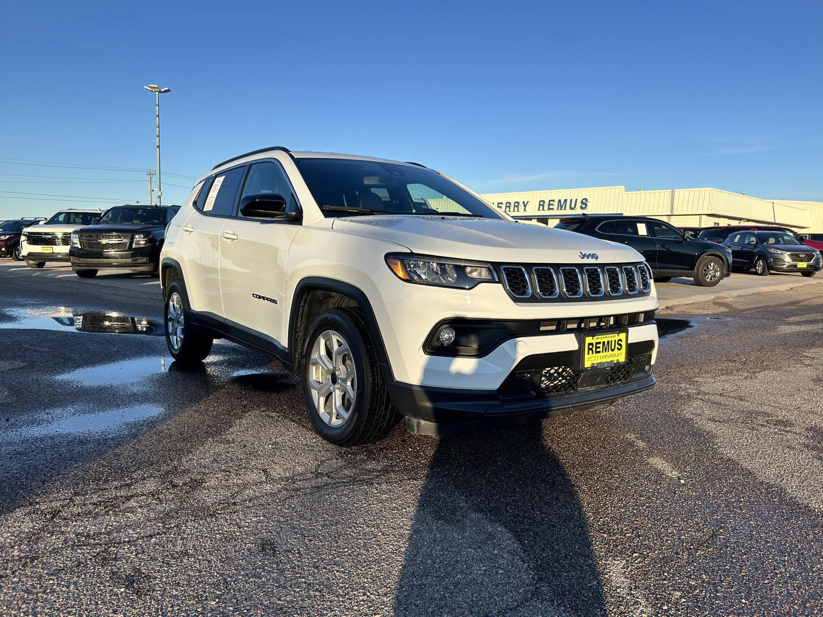 2025 Jeep Compass Latitude's photo
