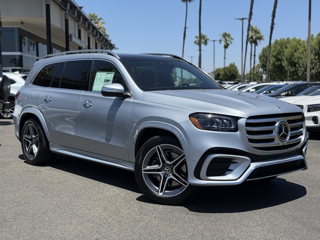 2025 Mercedes-Benz GLS Base's photo