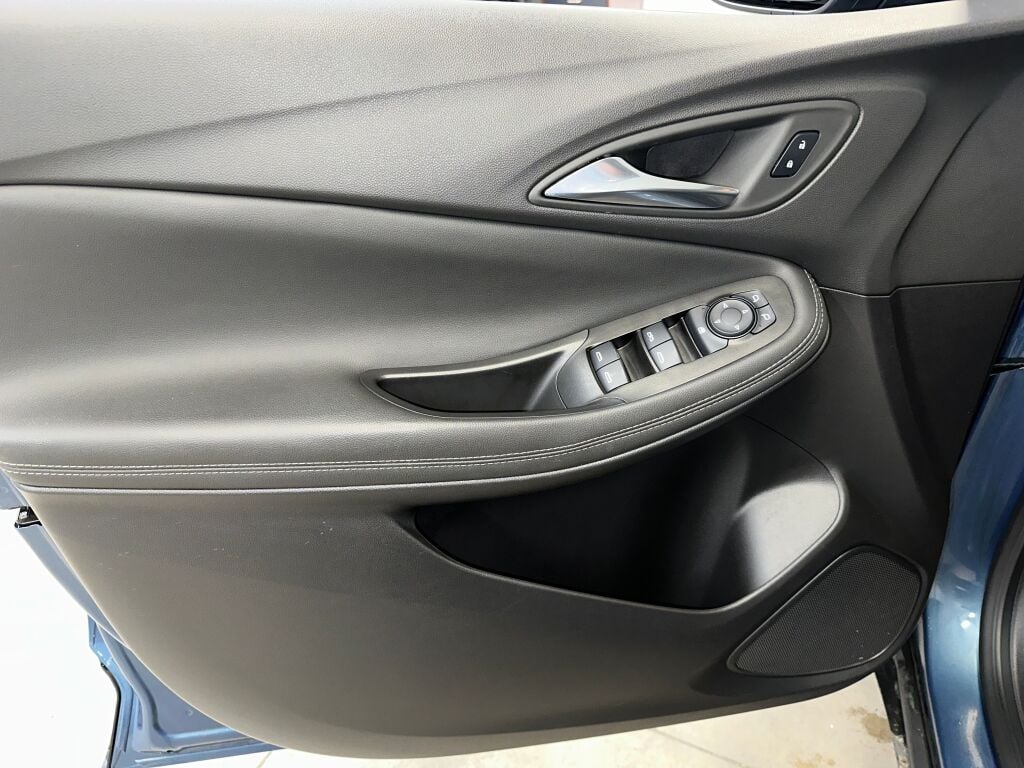 2024 Buick Encore GX Preferred photo 3