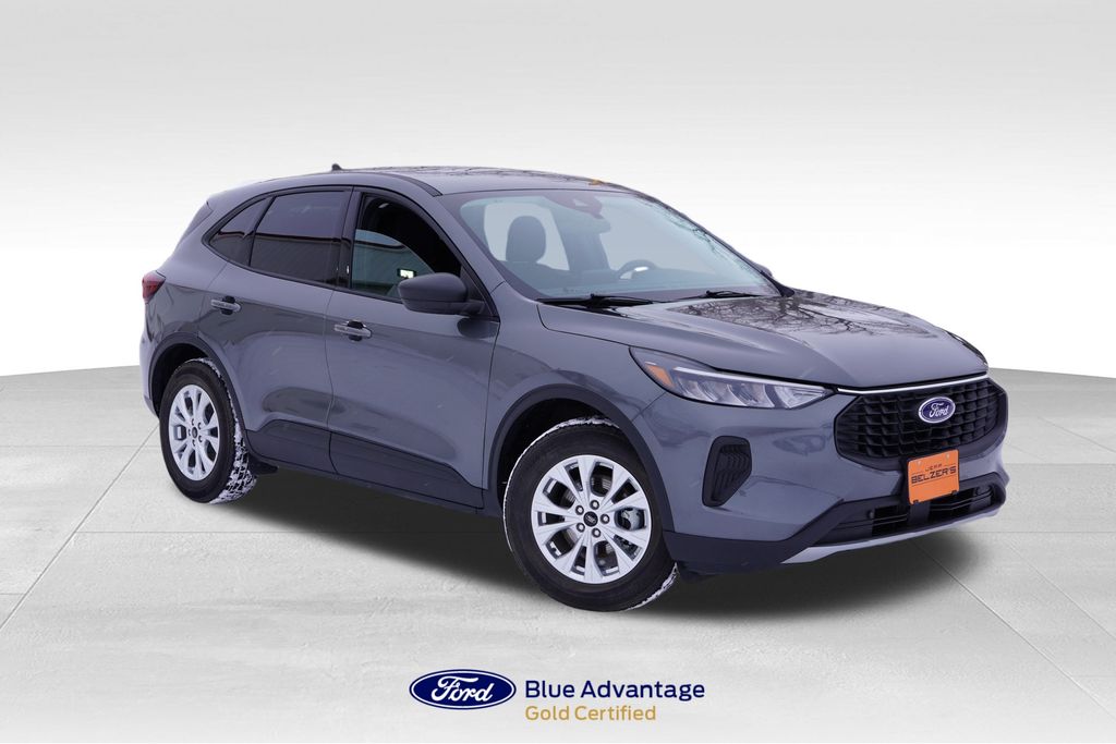 2025 Ford Escape Active's photo