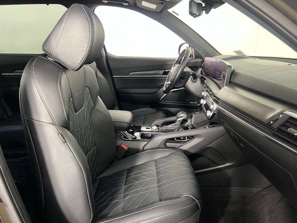 2023 Kia Telluride X-Line photo 26