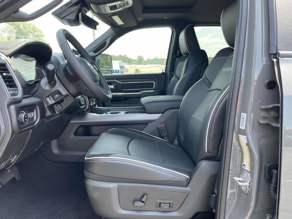2025 Ram 2500 Laramie photo 21