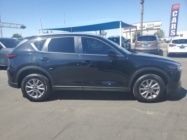 2023 Mazda CX-5 2.5 S Preferred photo 3