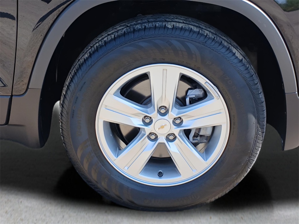 2022 Chevrolet Trax LS photo 24