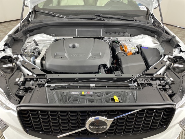 2025 Volvo XC60 T8 Plus photo 44