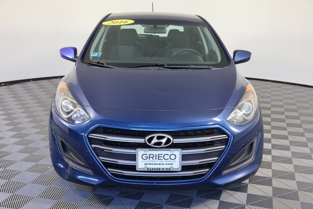 2016 Hyundai Elantra GT Base photo 3