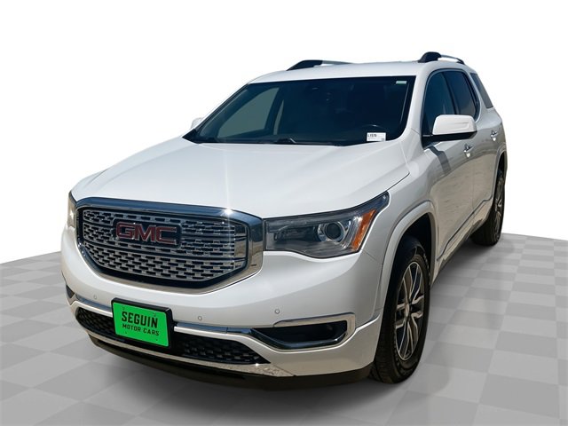 2019 GMC Acadia Denali's photo