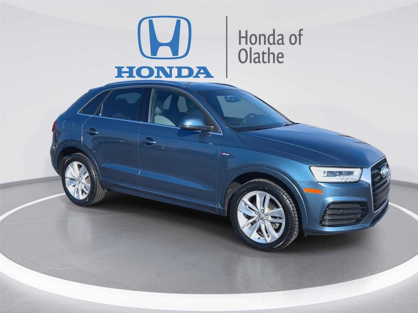 Used 2018 Audi Q3 Premium Plus with VIN WA1JCCFS2JR019307 for sale in Kansas City