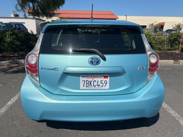 2013 Toyota Prius C Two photo 3