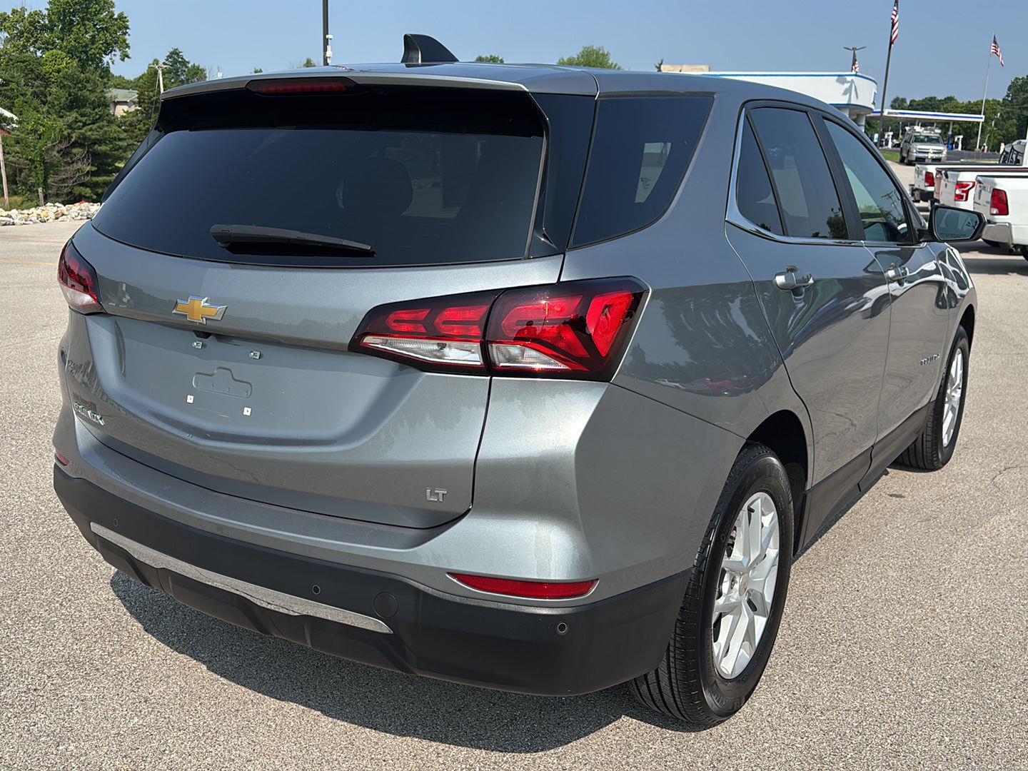 2023 Chevrolet Equinox LT photo 16