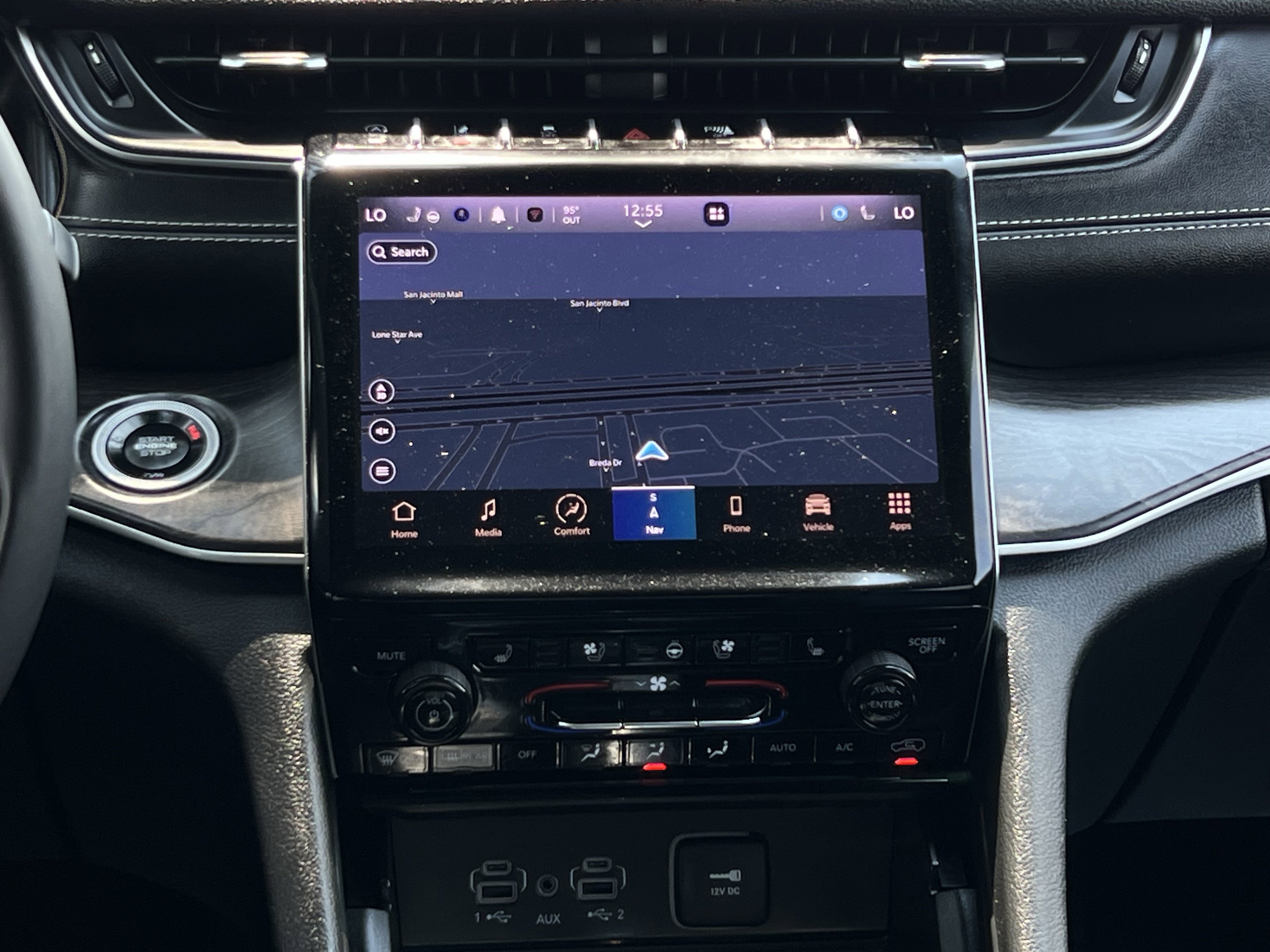 2024 Jeep Grand Cherokee Limited photo 9