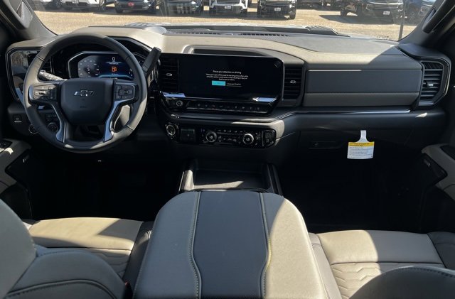 2025 Chevrolet Silverado 2500HD ZR2 photo 14