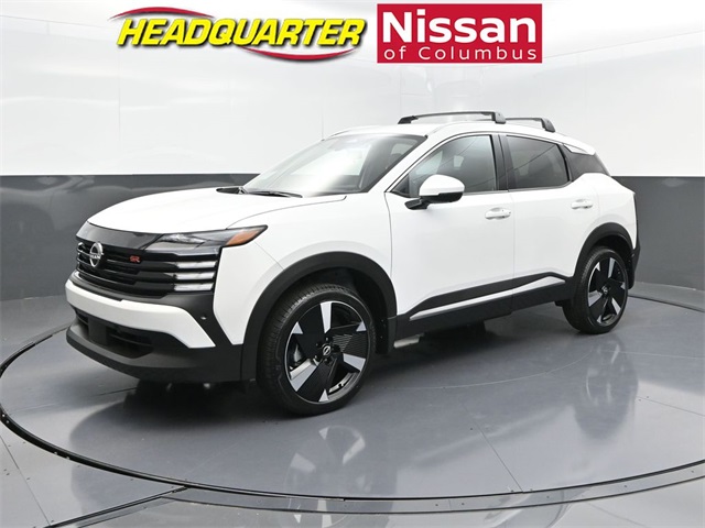 2025 Nissan Kicks SR's photo