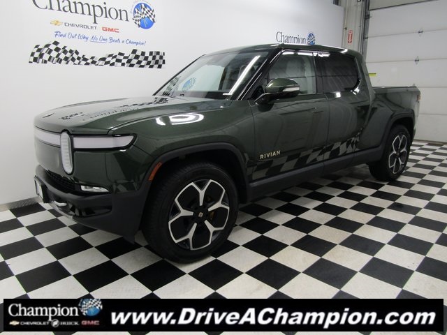 2022 Rivian R1T Adventure photo 2