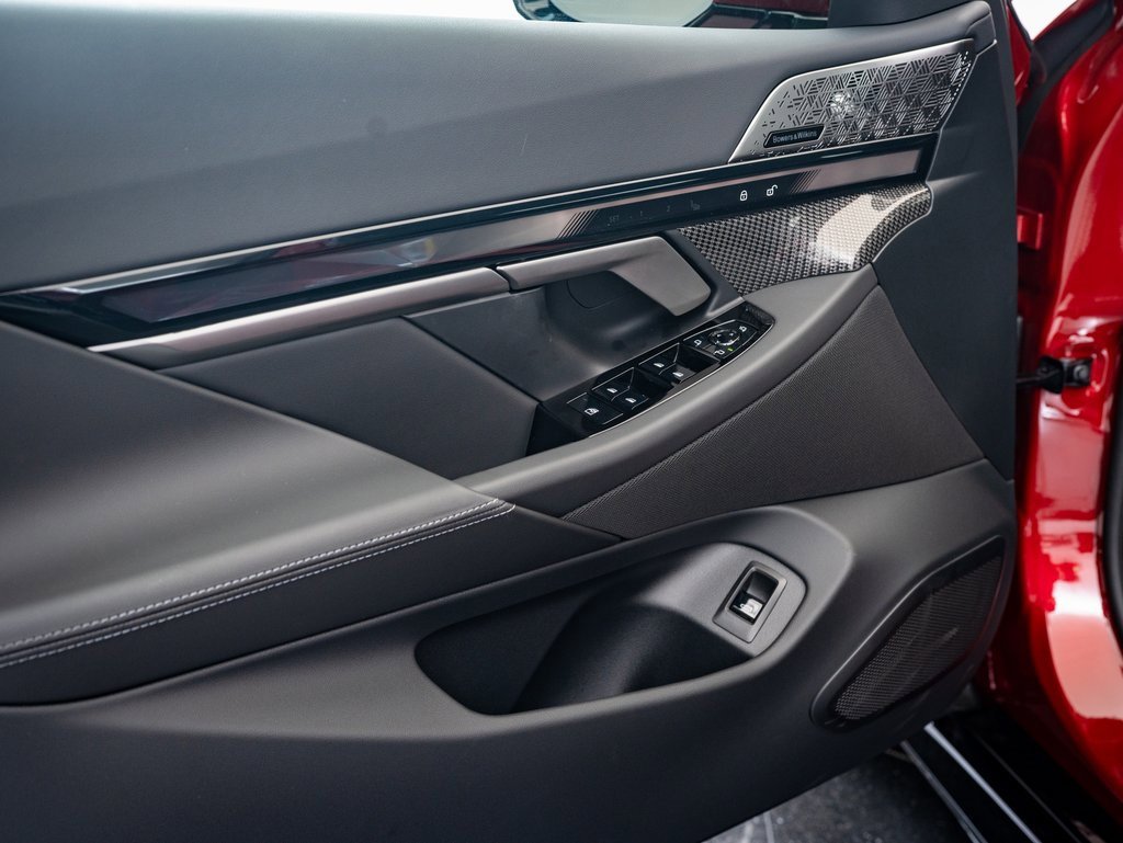 2026 Bmw 550e 550e xDrive photo 22