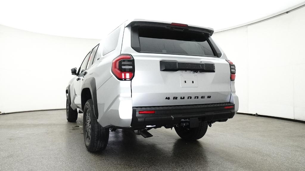 2025 Toyota 4Runner SR5 photo 15
