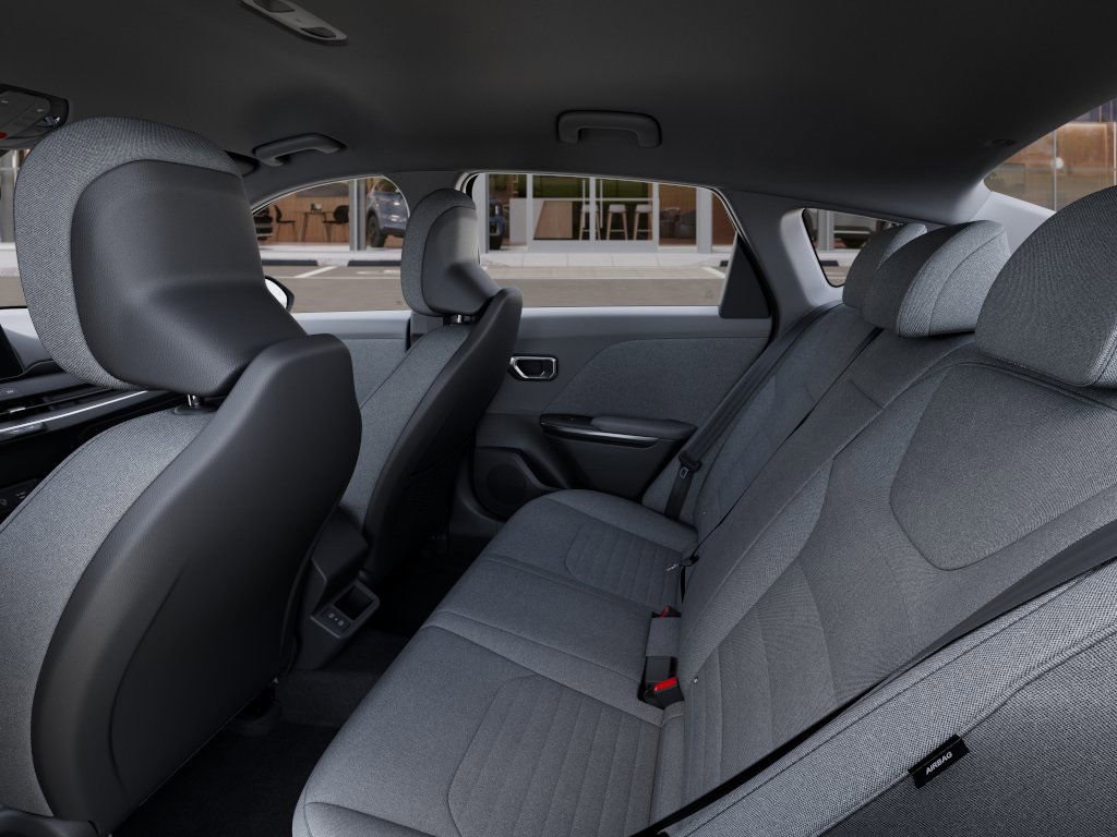 2025 Kia K4 EX photo 18
