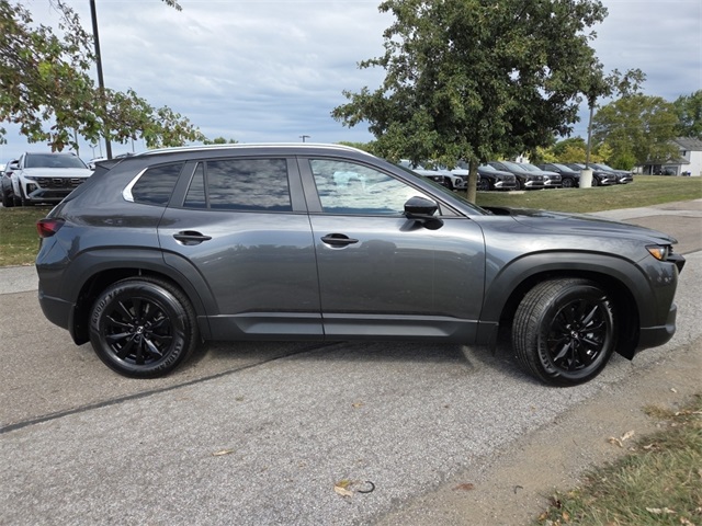 2025 Mazda CX-50 2.5 Select photo 9