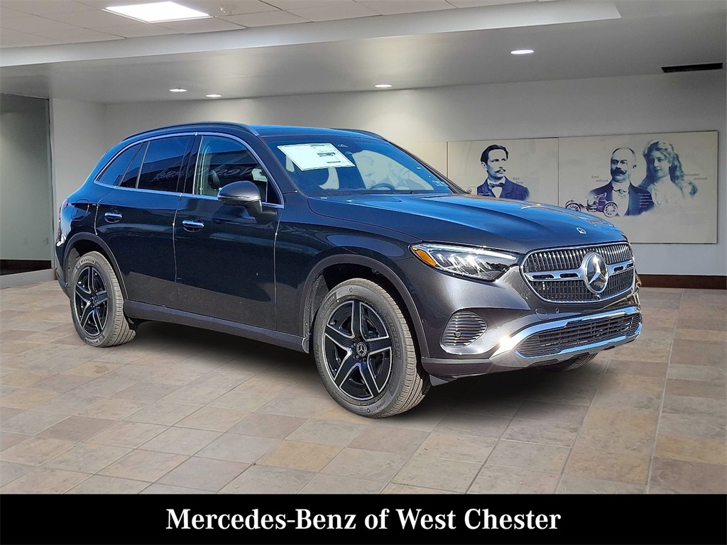 2026 Mercedes-Benz GLC Base's photo