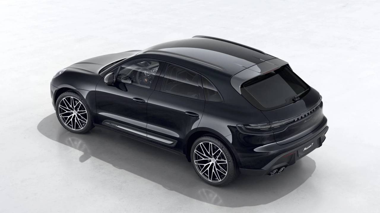 2026 Porsche Macan T photo 4