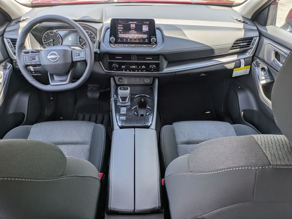 2026 Nissan Rogue SV photo 21