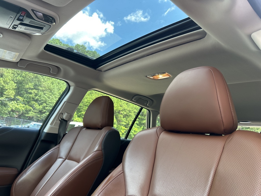 2020 Subaru Outback Touring XT photo 4