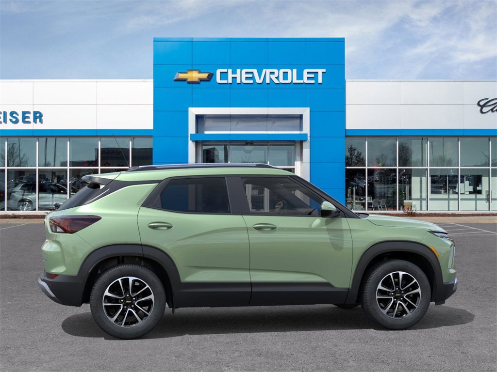2026 Chevrolet Trailblazer LT photo 3