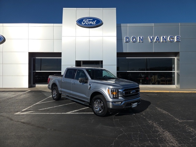 2023 Ford F-150 XLT's photo