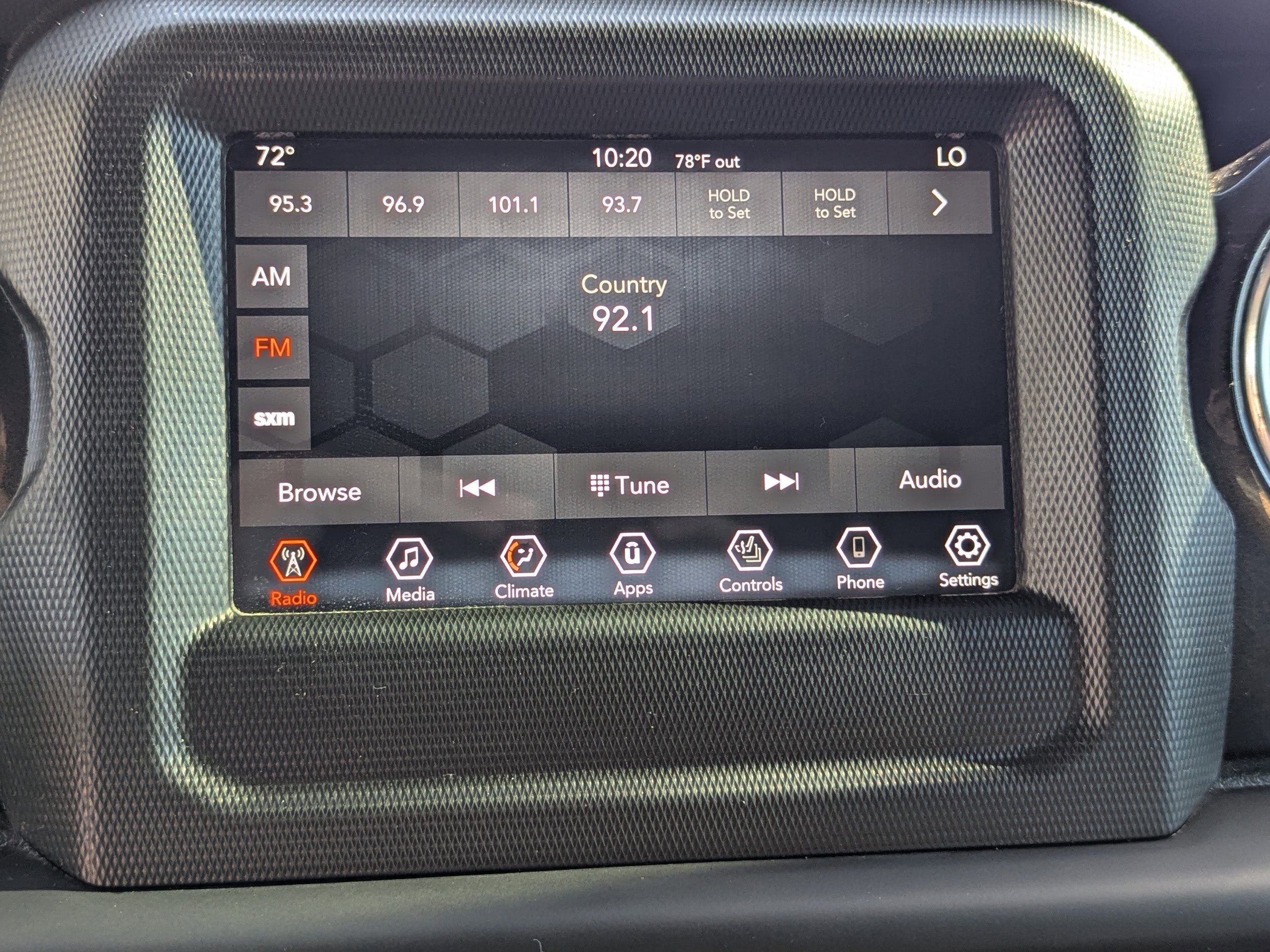 2021 Jeep Wrangler Unlimited Sahara Altitude photo 24