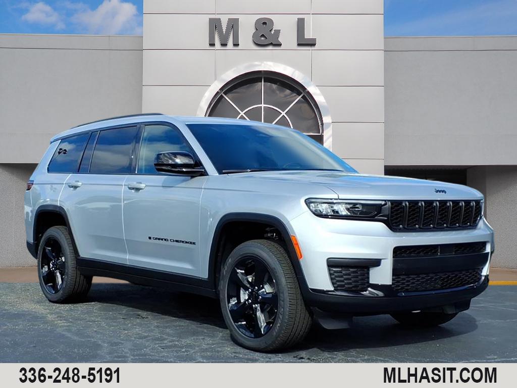 2025 Jeep Grand Cherokee L Altitude's photo