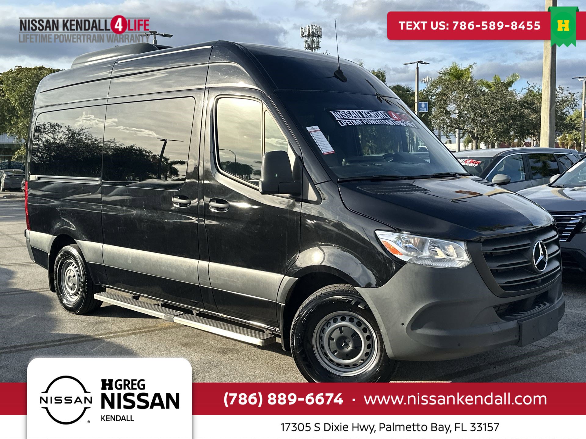 2024 Mercedes-Benz Sprinter Passenger Van Base's photo